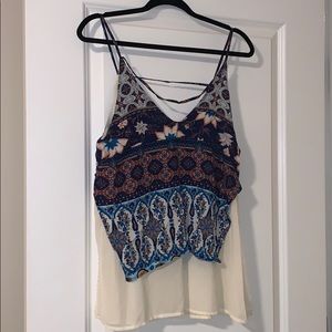 Flowy tank